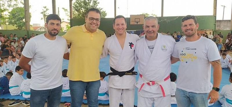 Medalhista Ol Mpico Tiago Camilo Participa De Formatura De Jud Em