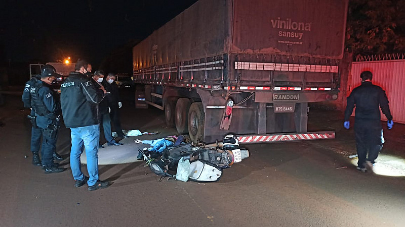 Motociclista morre após bater na traseira de carreta parada em Dourados