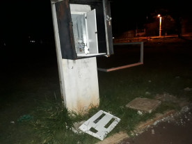 Adolescentes são apreendidos furtando fios no campo ‘Zé Tabela’