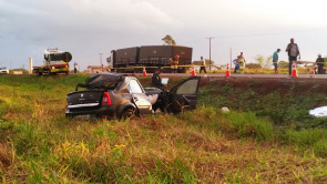 Motorista invade pista contrária e morre após colisão com carreta em Dourados