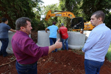 Laudir visitou obras com o secretário de Obras Públicas; Foto: Aparecido Frota