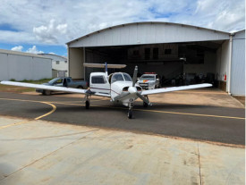 Polícia e Receita Federal apreendem avião com 400 celulares do Paraguai