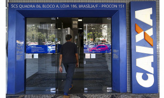 Servidores públicos com inscrição final 2 e 3 também recebem hoje; Foto: Agência Brasil