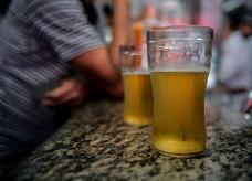 Pesquisa mostra que 55% da população brasileira têm hábito de beber; Foto: Agência Brasil