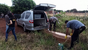 Homem é encontrado morto no meio do mato em Dourados; polícia investiga o caso