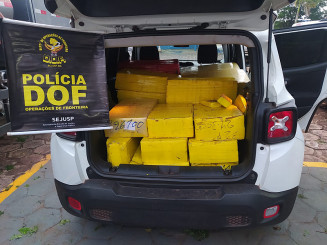 Droga estava distribuída em vários fardos; Foto: Divulgação/DOF