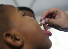 Médico pede mais campanhas e cumprimento do calendário de imunização; Foto: Agência Brasil
