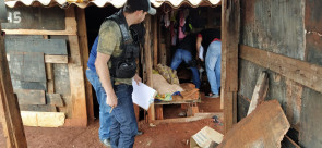 Mulher é presa após matar o marido com golpe de canivete no peito em Dourados