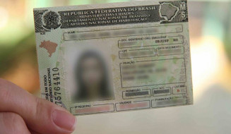 Para realizar a inscrição, o candidato deve acessar o site do Detran; Foto: Divulgação