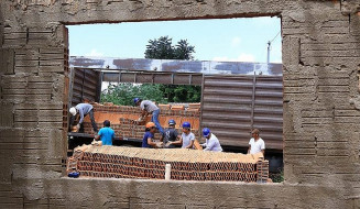 Construção Civil também teve incremento considerável em fevereiro, com 934 novas vagas; Foto: Edemir Rodrigues