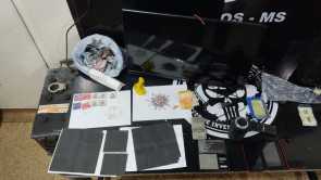 ‘Pescoço’ e ‘Microfone’ são presos pelo SIG por furto e tráfico de drogas