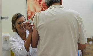 Meta é imunizar 76,5 milhões de pessoas até 3 de junho; Foto: Agência Brasil