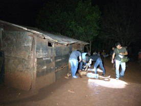 Durante bebedeira, homem ‘crava’ barra de ferro no peito do vizinho que morre na hora em Dourados