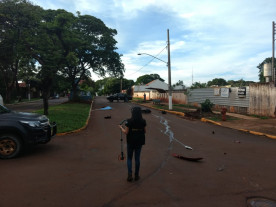 Jovem morre após bater moto em camionete no Portal de Dourados