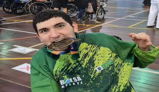 Andrézão, como é conhecido no meio esportivo, é tricampeão brasileiro de bocha paralímpica