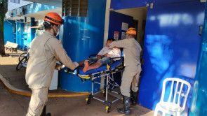 Jovem é socorrido em estado grave após ser esfaqueado no pescoço em Dourados