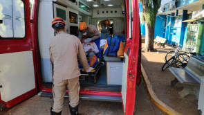 Jovem é socorrido em estado grave após ser esfaqueado no pescoço em Dourados