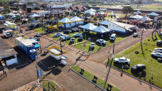 Expositores comemoram bons negócios durante a 56ª Expoagro Dourados; Foto: Assessoria