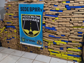 Ao atender ocorrência de acidente, PMR apreende mais de 1t de maconha na MS-040