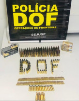 F-4000 é apreendida com 290 munições e 10,5 mil pacotes de cigarros contrabandeados