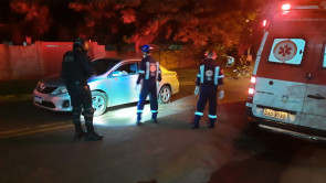 Homem é executado com vários tiros dentro de veículo Corolla em Dourados; veja o vídeo