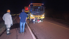 Motociclista morre após colidir frontalmente com ônibus em Dourados