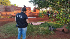 Após sair de casa para trabalhar, jovem é deixado em casa morto