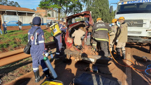 Acidente envolvendo 5 veículos deixa 2 feridos entre o trevo do DOF e da Bandeira; veja as fotos