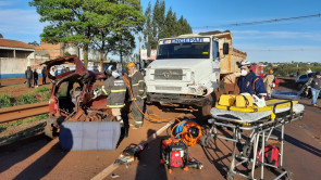 Acidente envolvendo 5 veículos deixa 2 feridos entre o trevo do DOF e da Bandeira; veja as fotos
