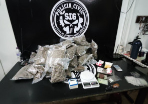 Casal preso pelo SIG em condomínio é autuado em flagrante por tráfico de drogas