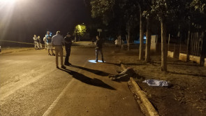 Homem é assassinado com 9 tiros de pistola na Vila Aurora em Dourados