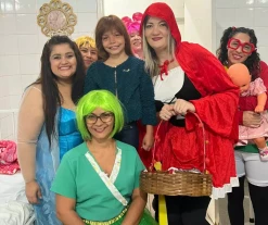 Funcionários da UPA recepcionam crianças com carinho e alegria