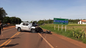 Homem morre após colisão entre moto e camionete em Fátima do Sul