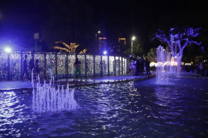 'Dourados Brilha' reúne 20 mil pessoas na noite de lançamento