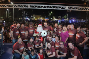 'Dourados Brilha' reúne 20 mil pessoas na noite de lançamento