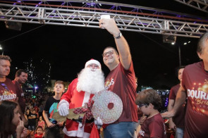 'Dourados Brilha' reúne 20 mil pessoas na noite de lançamento