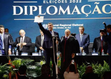 Governador eleito, Eduardo Riedel (PSDB), é diplomado na Capital; Foto: Campo Grande News