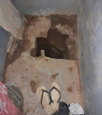 Buraco usado como acesso para a fuga dos criminosos; Foto: Divulgação