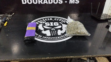 Drogas apreendidas pelo SIG no apartamento; Foto: Ligado Na Notícia