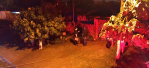 Homem morre após casa de madeira pegar fogo na Vila Cachoeirinha, em Dourados