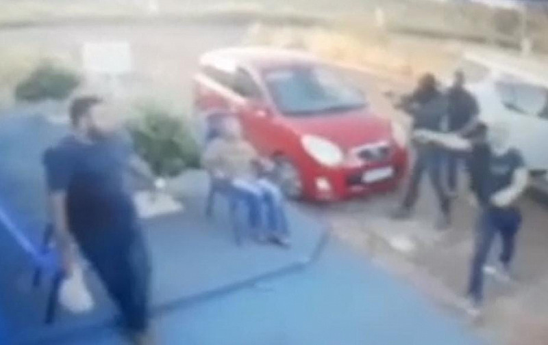 Veja O Vídeo: Homem é Assassinado Com Diversos Tiros Na Frente Da ...