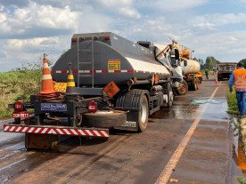 Colisão entre carretas deixa um morto na MS-379