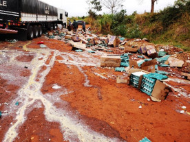 Grave acidente deixa três pessoas feridas na BR-376