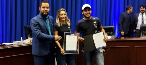 Jogadores e diretores do Pró Gol são homenageados na Câmara Municipal por conquista de campeonato