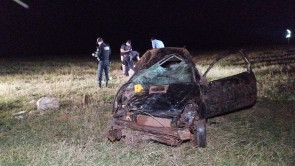 VÍDEO: Homem morre após capotar veículo entre Culturama e Lagoa Bonita