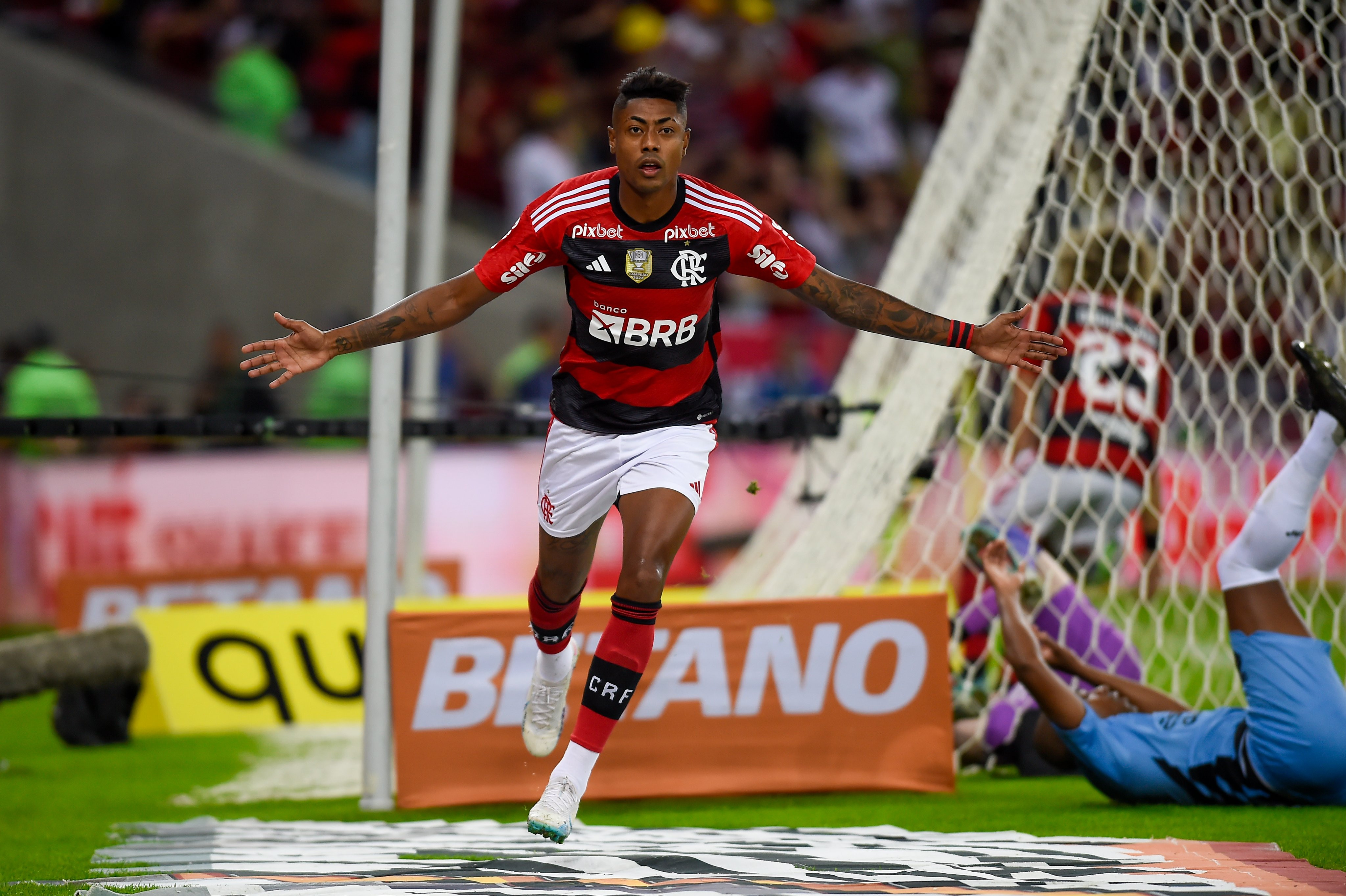 Athletico-PR x Flamengo: Quem Levará a Melhor