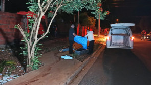 Bebedeira resulta em briga e homem morto a golpes de facas na Vila Esperança