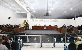 Vereadores de Dourados durante a 24ª sessão ordinária do ano, realizada na quarta-feira; Foto: Valdeni Rodrigues/CMD