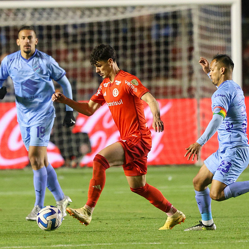 Na altitude, Inter vence o Bolívar pela Libertadores e garante vantagem  para jogo de volta