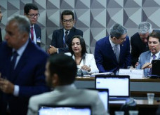 Comissão aprovou 57 requerimentos na manhã desta quinta-feira; Foto: Lula Marques/Agência Brasil